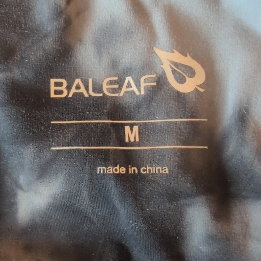 Baleaf Women's Black and Gray Tie-Dye Bike Shorts Size Medium - Picture 5 of 13